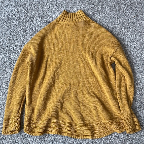 Womens mustard sweater from old navy - Picture 3 of 3